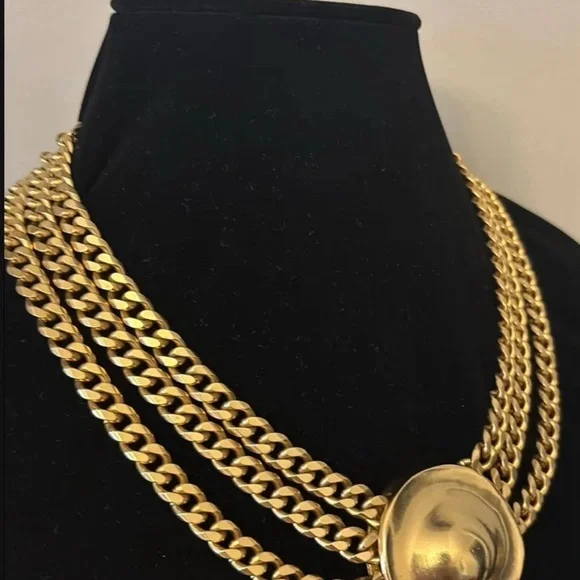 Triple Layer Erwin Pearl Gold Statement Necklace - Picture 2 of 5